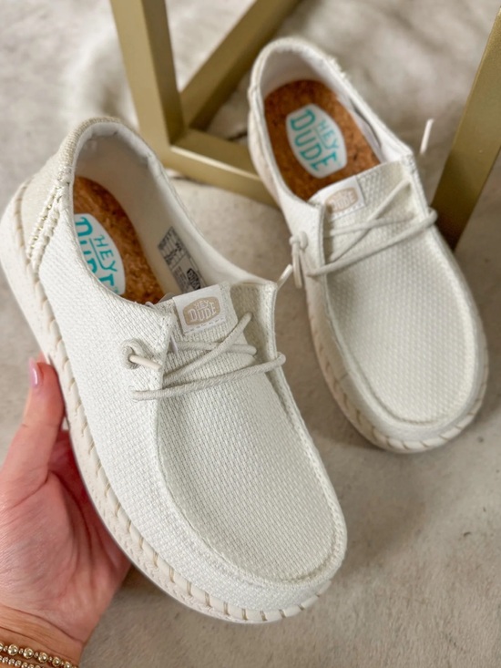 Hey Dude Shoes - Womens Hey Dude Hey duWendy Espadrille Woven sneakers size 9